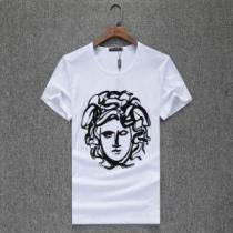 2026春夏の大注目トレンド VERSACE ヴェルサーチ 半袖Tシャツ 3色可...