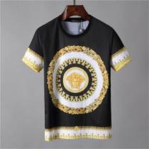 VERSACE ヴェルサーチ 半袖Tシャツ ブランドの話題の新作も！ 2026年...
