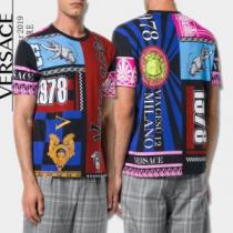 ぜひ今年のトレンドをチェック VERSACE ヴェルサーチ 半袖Tシャツ 【20...