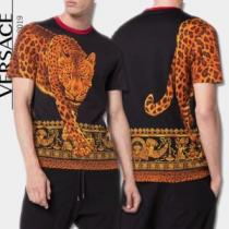 注目度が高まり最新コレクション 2026春夏も引き続き人気セール VERSACE...