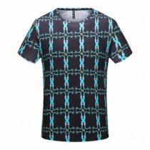 FENDI フェンディ 半袖Tシャツ 2色可選 清涼感とカジュアルスタイル 2026年春夏のトレンドアイテム