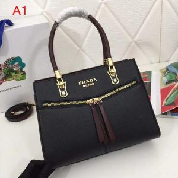 暑い今こそ活躍させたい！ プラダ PRADA ハンドバッグ 4色可選 2026春夏のトレンド新商品