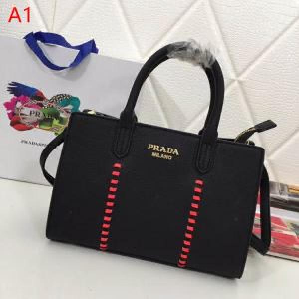 プラダ PRADA ハンドバッグ 3色可選 2026春夏の大注目トレンド 春夏のトレンドアイテム