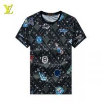 新作コレクションを見る LOUIS VUITTON ルイ ヴィトン 半袖Tシャツ...