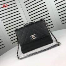 3色可選 ショルダーバッグ 2026春夏のトレンド新商品 今から夏まで活躍する ...
