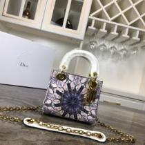 ディオール DIOR ハンドバッグ 2026年春夏のトレンドアイテム 春夏シンプ...