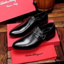FERRAGAMO ビジネスシューズ派手にはなりすぎず2026SSのトレンド商品...