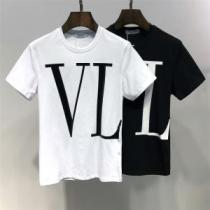2色可選 【2026年】夏のファッション オシャレ上級者に ヴァレンティノ VALENTINO Tシャツ/ティーシャツ