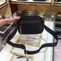特に夏は人気アイテム バーバリー BURBERRY 斜め掛けバッグ 2026春夏人気トレンドアイテム