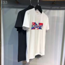 素敵カジュアルの春夏コレクション 2026春夏は人気定番SUPREME  Tシャ...
