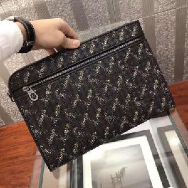 ボッテガ ヴェネタ BOTTEGA VENETA ポーチ 【2026春夏】最新コレクション 春夏の流行りトップス