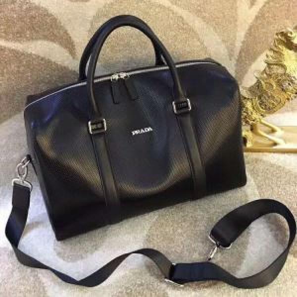 2026年春夏のトレンドアイテム 今シーズン人気のアイテム プラダ PRADA ビジネスバッグ