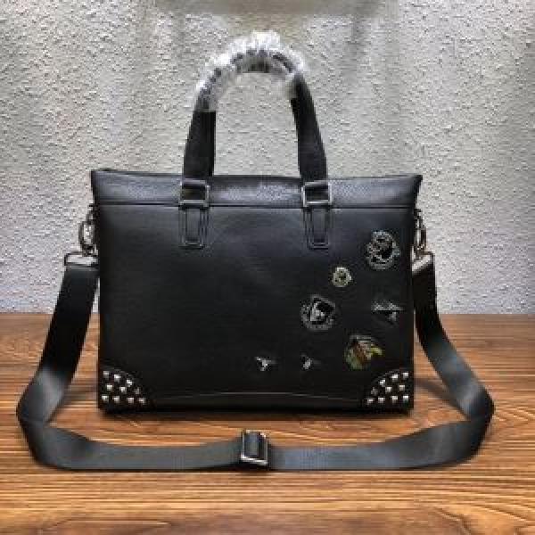 ビジネスバッグ 2026春夏人気トレンドアイテム 特に夏は人気アイテム フィリッププレイン PHILIPP PLEIN