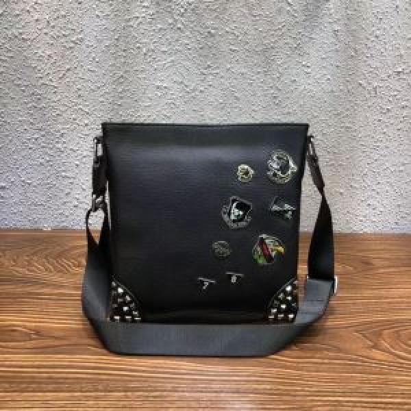2026春夏トレンドアイテム まずは定番！人気アイテム フィリッププレイン PHILIPP PLEIN ビジネスバッグ