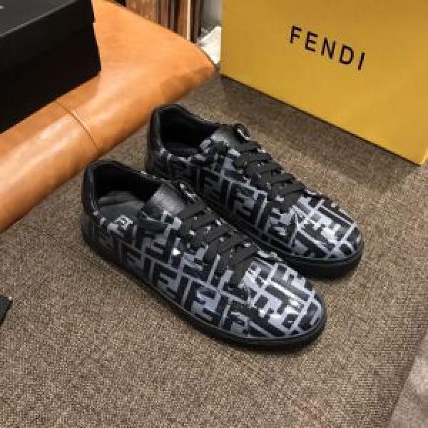 まずは定番！人気アイテム FENDI フェンディ カジュアルシューズ 3色可選 2026春夏トレンドアイテム