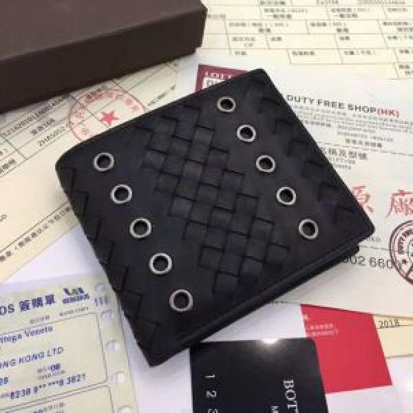 今から夏まで活躍する 2026春夏トレンドアイテム ボッテガ ヴェネタ BOTTEGA VENETA 財布