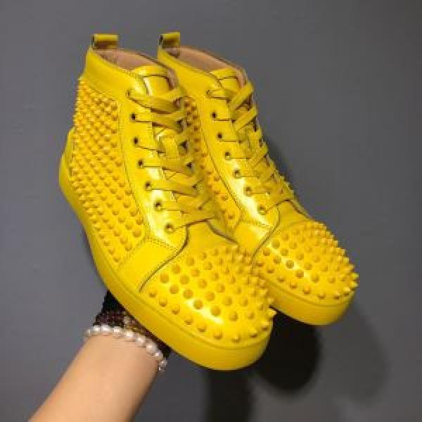 夏らしい季節感 クリスチャンルブタン Christian Louboutin スニーカー、靴 2色可選 《2026年》今、注目のストリート