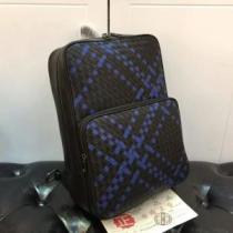 ボッテガ ヴェネタ BOTTEGA VENETA リュック 2026年最新ファッション 春夏シンプルファッションでOK！