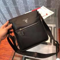 2026春夏のトレンド新商品 プラダ PRADA ビジネスバッグ 春夏シンプルフ...