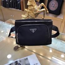 プラダ PRADA 斜め掛けバッグ 今期注目のブランドトレンド 【2026年】夏...