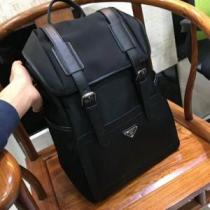 プラダ PRADA リュック 2026春夏のトレンド新商品  夏おすすめ人気ブランドアイテム