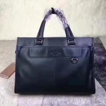 プラダ PRADA ビジネスバッグ 最も目立ったブランド新品 2026春夏の大注...