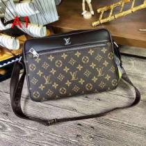 2色可選 斜め掛けバッグ ルイ ヴィトン LOUIS VUITTON 2026夏ファション新品 定番のスタイル春夏限定