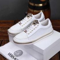 【2026春夏】最新コレクション VERSACE ヴェルサーチ カジュアルシュー...