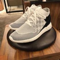 LOUIS VUITTON ルイ ヴィトン ランニングシューズ 3色可選 最も目...
