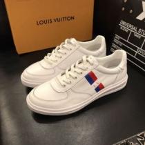 LOUIS VUITTON ルイ ヴィトン カジュアルシューズ 2色可選 定番の...