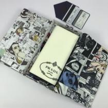 まずは定番！人気アイテム プラダ PRADA 財布 2色可選 【2026春夏】最新コレクション