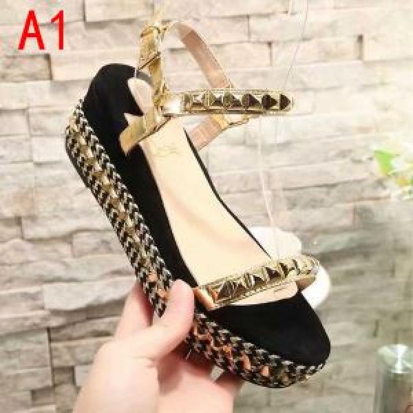 2026春夏は人気定番 人気夏ファションおすすめ クリスチャンルブタン Christian Louboutin サンダル 2色可選