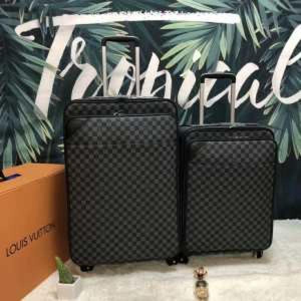 ルイ ヴィトン2026春夏トレンドアイテム  LOUIS VUITTON  スーツケース  スタイリッシュに新着