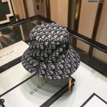 2026年最新ファッション 人気夏ファションおすすめ ディオール DIOR ベースボールキャップ