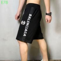 ショートパンツ 2026年最新ファッション 今から夏まで活躍する バレンシアガ ...