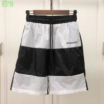 バレンシアガ BALENCIAGA ショートパンツ 2026年春夏のトレンドアイテム 高級感が好評です