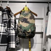 リュック、バックパック Off-White 洗練された印象に オフホワイト 2026春夏は人気定番