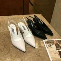 2026年の夏のマスト プラダ PRADA ハイヒール 3色可選 春夏のトレンド...