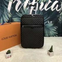 ルイ ヴィトン2026夏ファション新品  LOUIS VUITTON  スーツケース 最新先取りおしゃれなロゴ入り