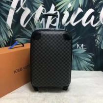 NEW素敵 LOUIS VUITTON 2026SSのトレンド商品 スーツケース...