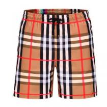 魅力的なカラー使い バーバリー BURBERRY ブランド ジーンズ 2026春...