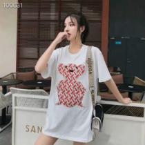 大人っぽく着こなしTシャツ/半袖 バーバリー 【2026春夏】最新コレクション BURBERRY 2色可選