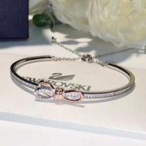 スワロフスキー SWAROVSKI ブレスレット春夏らしい爽やかさ 2026年春夏のトレンドアイテム