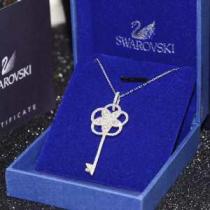 ネックレス 2026年夏の一押しファッションアイテム 今季は特に注目ファション スワロフスキー SWAROVSKI