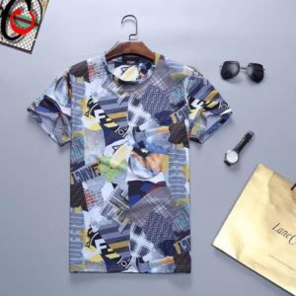 FENDI 2026夏ファション新品  送料込み 希少品 Tシャツ/半袖  ブランドの話題の新作も！ フェンディ