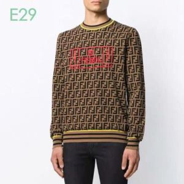 プルオーバーパーカー 大人っぽいファション感 フェンディ 大胆なデザイン FENDI  2026春夏の大注目トレンド