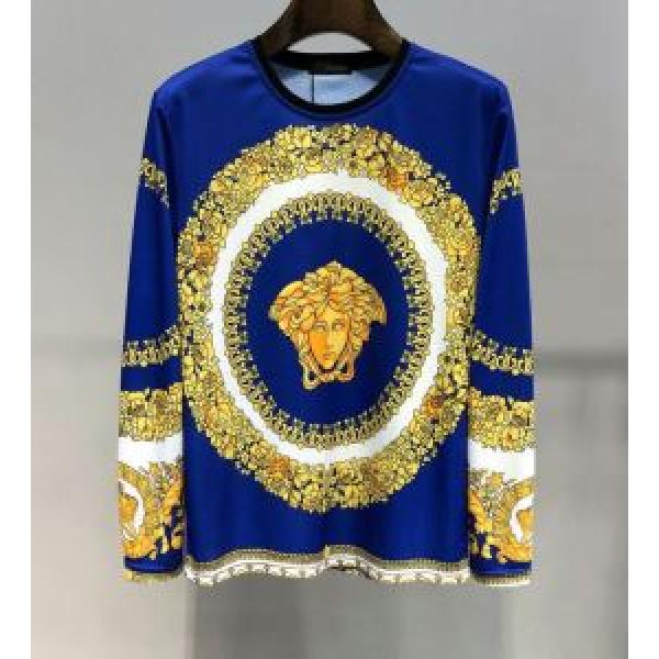ヴェルサーチ VERSACE 長袖Tシャツ 《2026年》今、注目のストリート ブランドの話題の新作も！