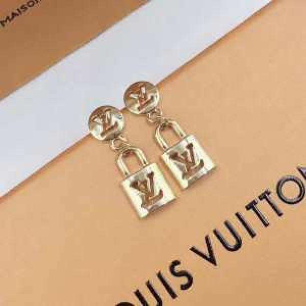 オシャレアイテム ピアス ルイ ヴィトン 2026夏色っぽさ LOUIS VUITTON おしゃれデザインも大人気
