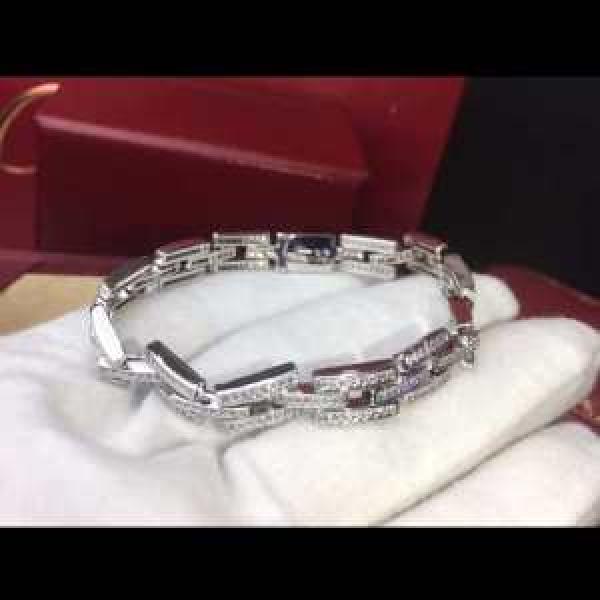 カルティエ CARTIER 目を引く春夏トップス ブレスレット 春夏！大人カジュアル 【2026年】夏のファッション
