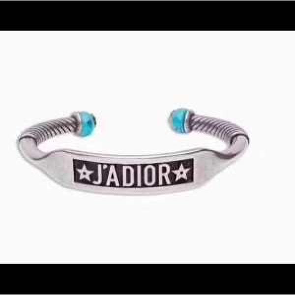 ディオール DIOR キレイめ感が強い ブレスレット甘過ぎず大人な印象に 春夏の流行り2026新品